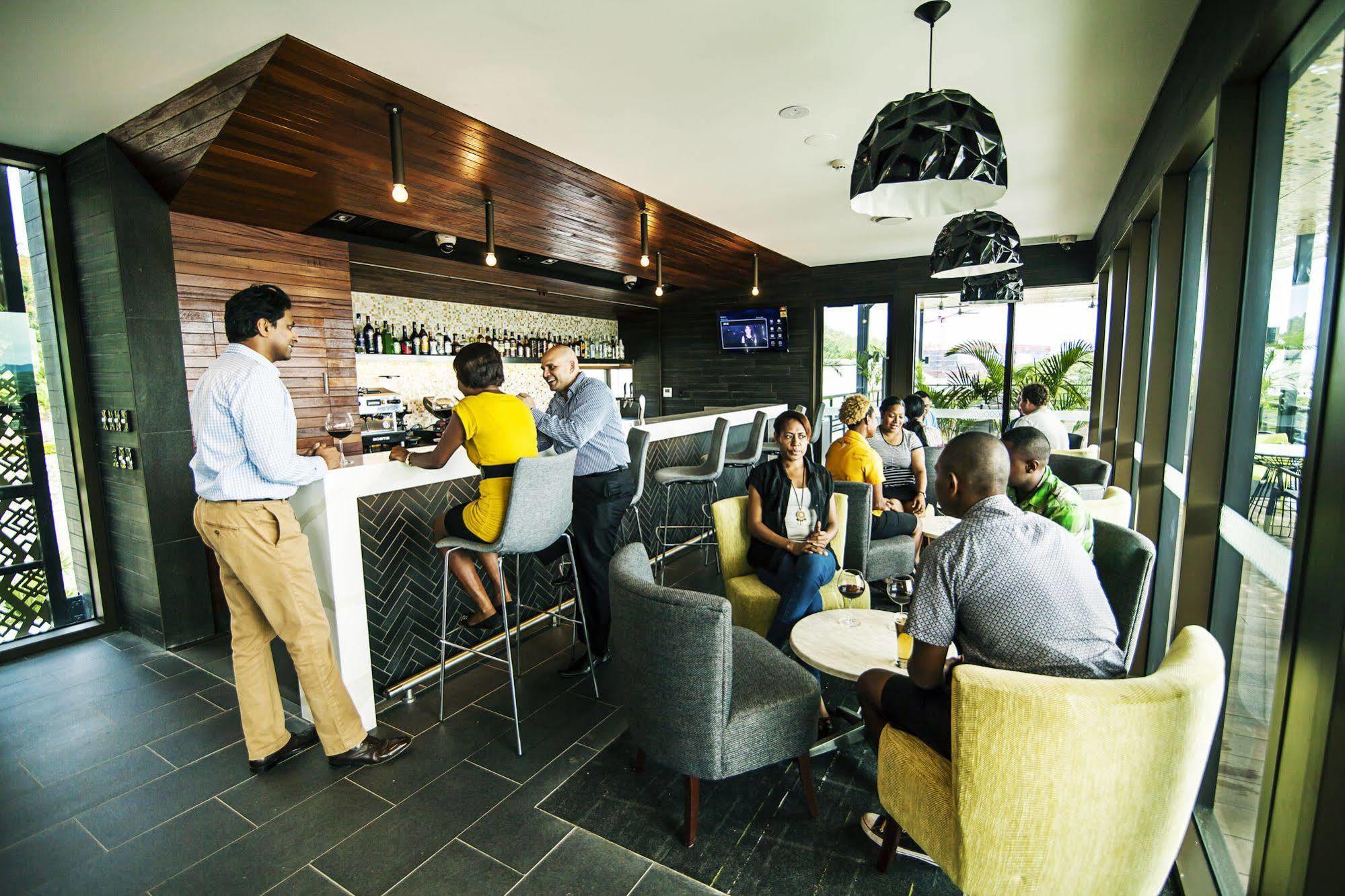 Gateway Hotel Port Moresby Kültér fotó